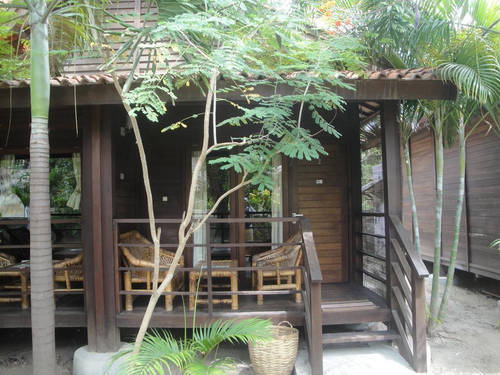 Oceane Paradise Bungalow Gili Trawangan Exterior photo