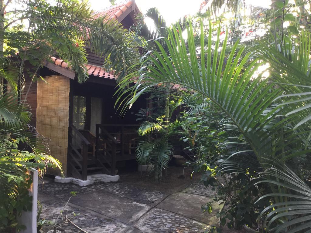 Oceane Paradise Bungalow Gili Trawangan Exterior photo